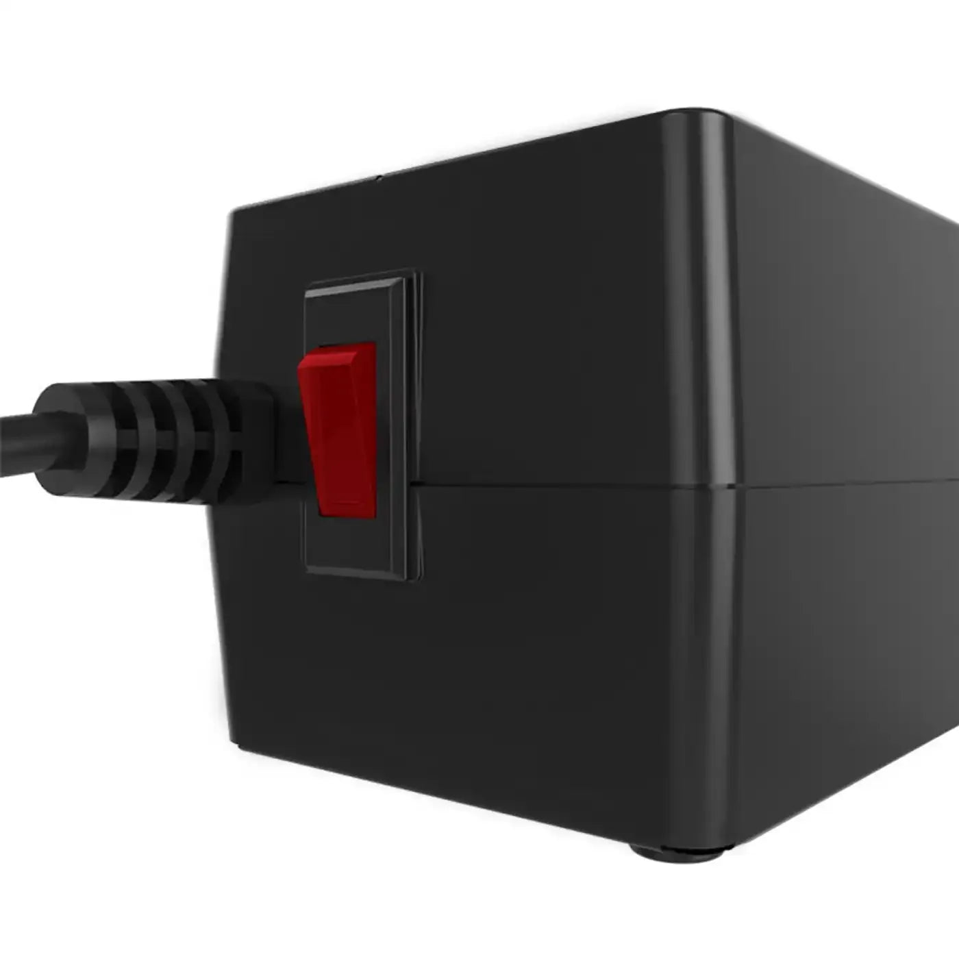 Forza regulador automático de voltaje 1000VA 550W 4 puertos - Sys Shop Colombia