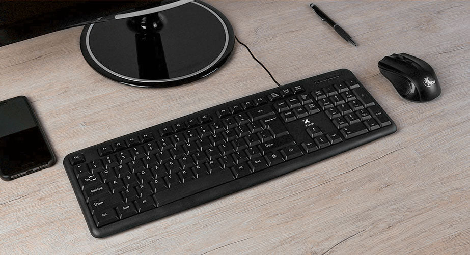 Xtech teclado en español con cable USB XTK - 092S teclas suaves y ergonómicas - Sys Shop Colombia