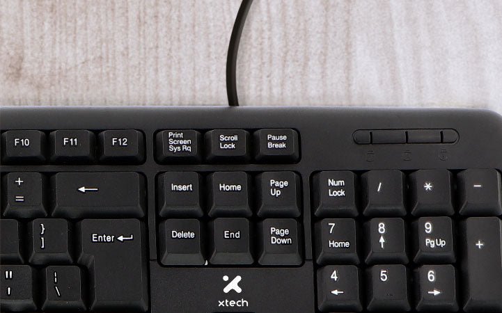 Xtech teclado en español con cable USB XTK - 092S teclas suaves y ergonómicas - Sys Shop Colombia